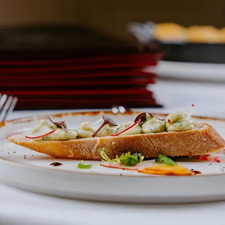 Hotel Kastiel Mojmírovce