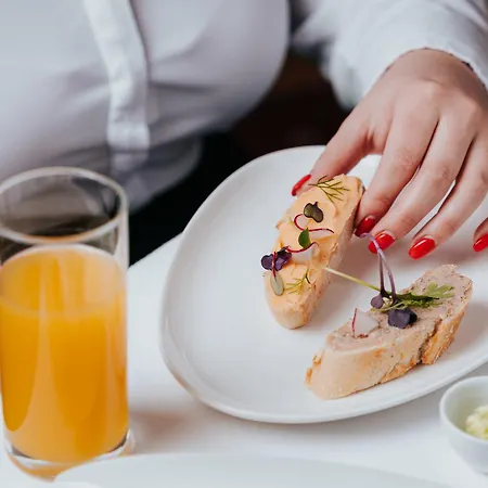 Hotel Kastiel Mojmírovce