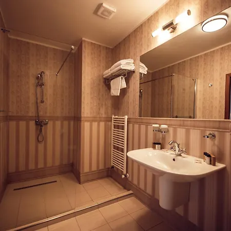 Hotel Kaštieľ 4*