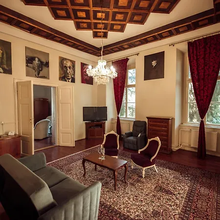 Hotel Kastiel 4*
