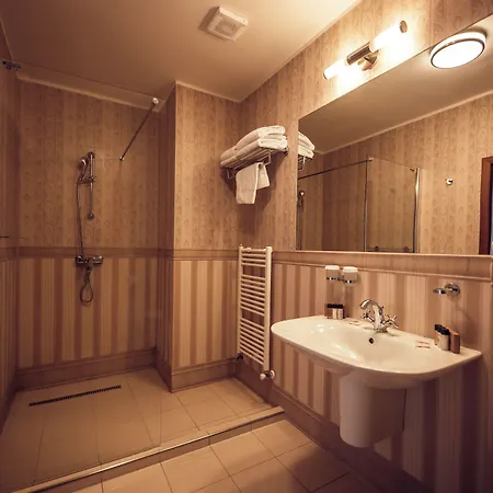 Hotel Kaštieľ Mojmírovce