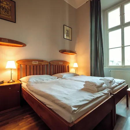 Kaštieľ Mojmírovce