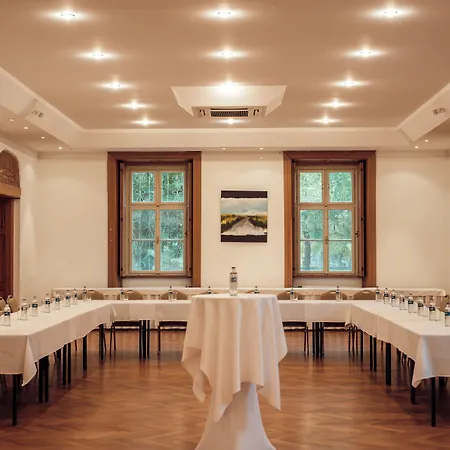 Kastiel Hotel 4*